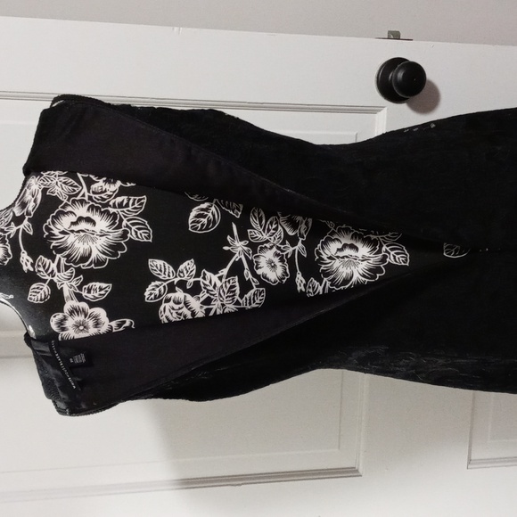 🖤White House Black Market🖤 - Black Fit & Flare Lace Cocktail Dress - Picture 9 of 15